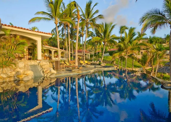 Casa Captiva Vacation Dream Elegant Beachside Living Sleeps 14 Hotel