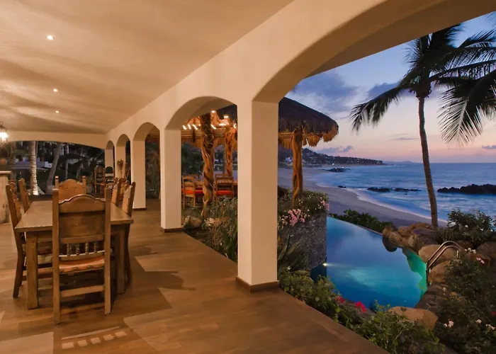 Casa Captiva Vacation Dream Elegant Beachside Living Sleeps 14 *