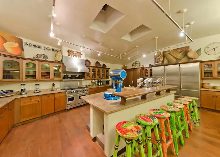 Casa Captiva Vacation Dream Elegant Beachside Living Sleeps 14 *